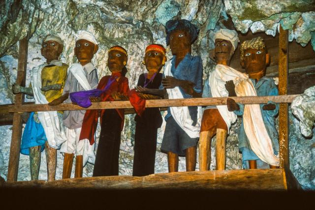 Tau-Taus, Grabfiguren, im Hochland Tanah Toraja auf Sulawesi  