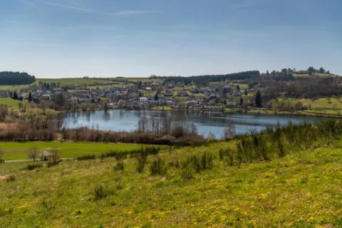 Das Schalkenmehrener Maar