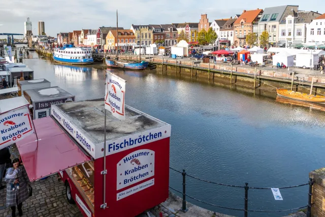 Krabenmarkt am Husumer Hafen