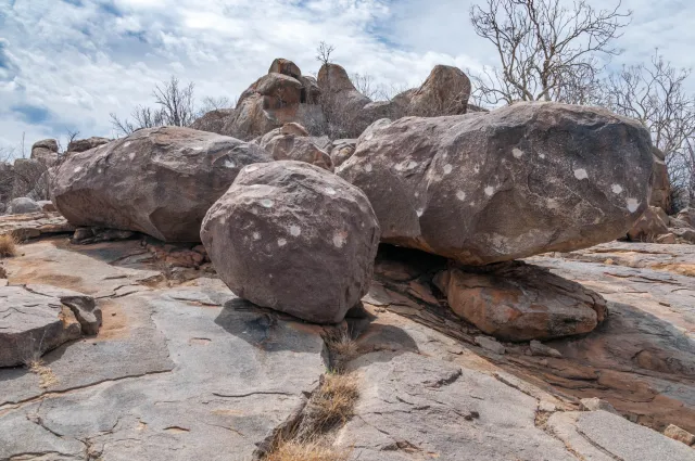 The sounding stones