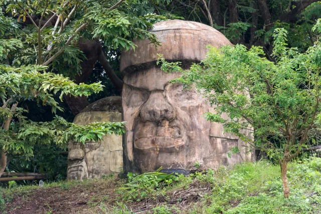 Colossal head on Lake Catemaco