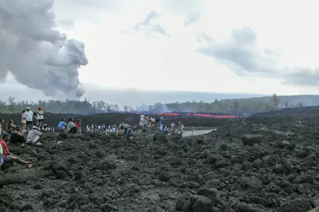 Piton de la Fournaise eruption in 2002