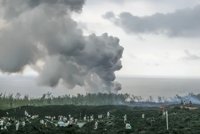 Piton de la Fournaise eruption in 2002