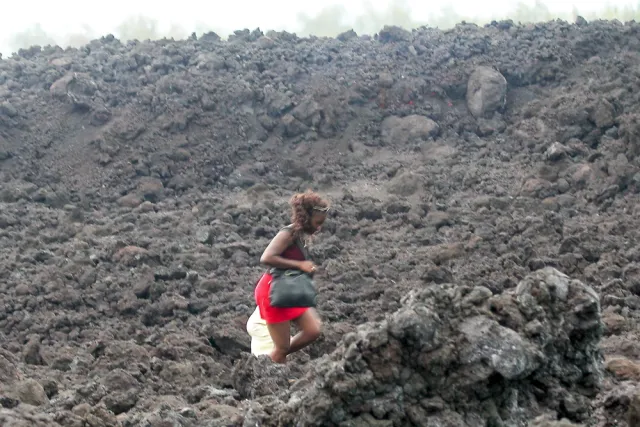 Piton de la Fournaise eruption in 2002