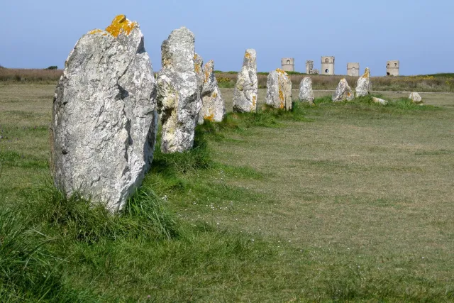 The Manoir de Coecilian of the poet Saint-Pol-Roux behind the Lagatjar standing stones