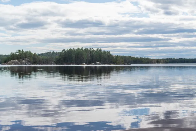 Large lakes and small ponds line the winding paths through Tiveden National Park