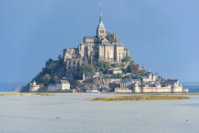 Verschiedene Ansichten des Klosterberges