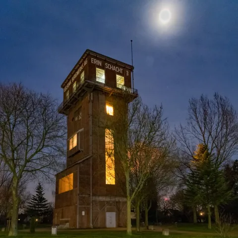 Hammerkopfturm über dem Wetterschacht 3 im Stadtteil Schwerin