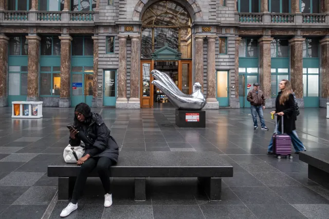 Art in front of the tracks