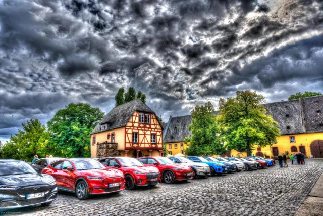 Die Mustangs im Schloss Vollrads in Oestrich-Winkel